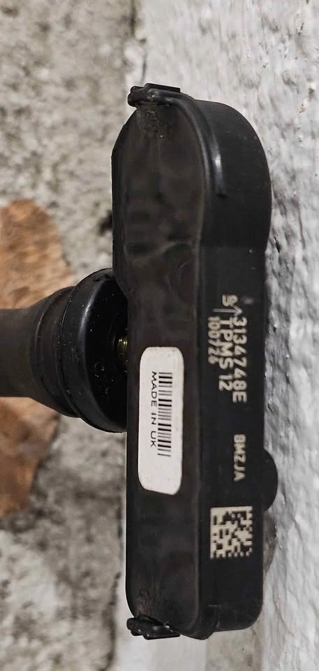 Ford Mustang OEM TPMS Set - photo 3