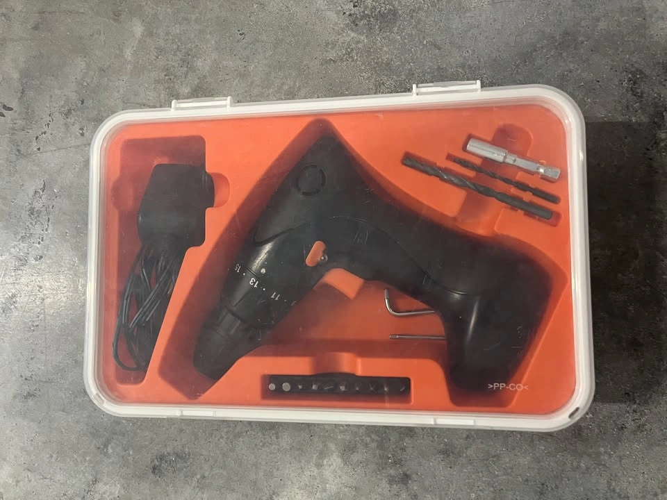 Ikea Tool Sets and Screws - photo 3