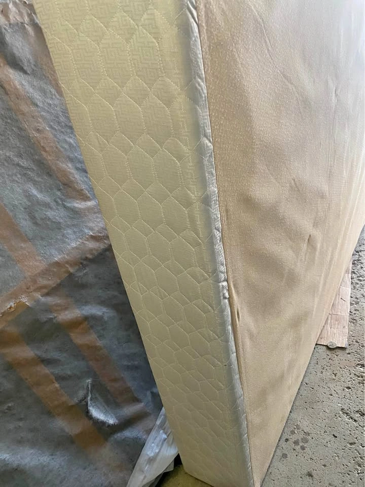 Full Box Spring