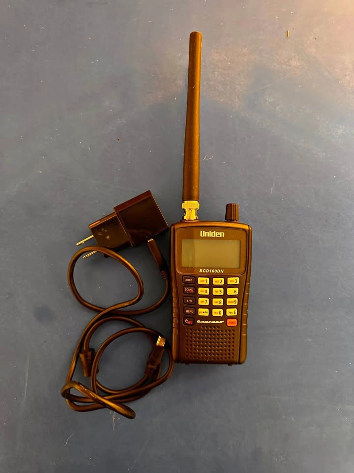 Uniden Bearcat 160 DN Scanner