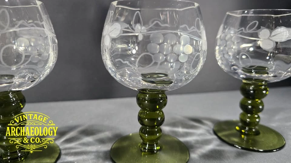 Set of 3 Vintage Etched Wine Goblets w/ Olive Green Stems - photo 2