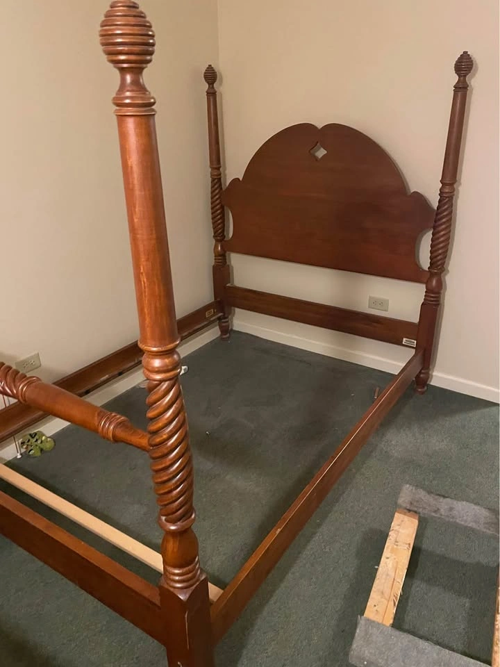 Full Size Ethan Allen 4-Post Bed Frame - photo 2