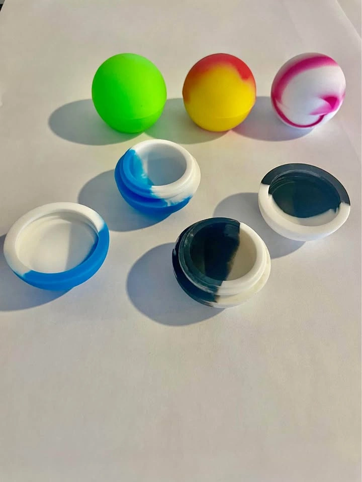 Food-Grade Silicone Storage Puck Containers – Assorted Colours