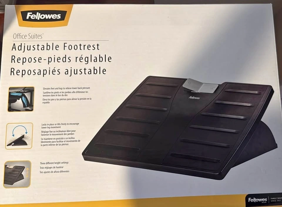 Fellowes Adjustable Footrest