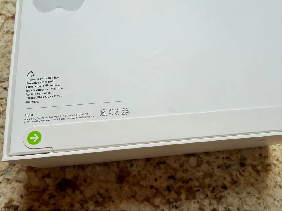 Brand New AirPods Max (USB-C) + AppleCare+ - photo 4