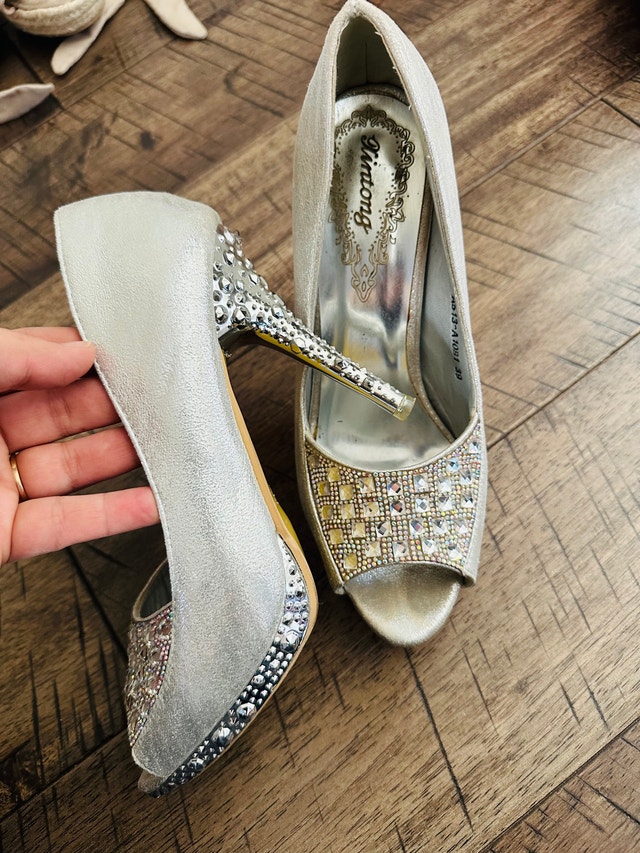 Women Heels Size 8 - All for $50 - photo 4
