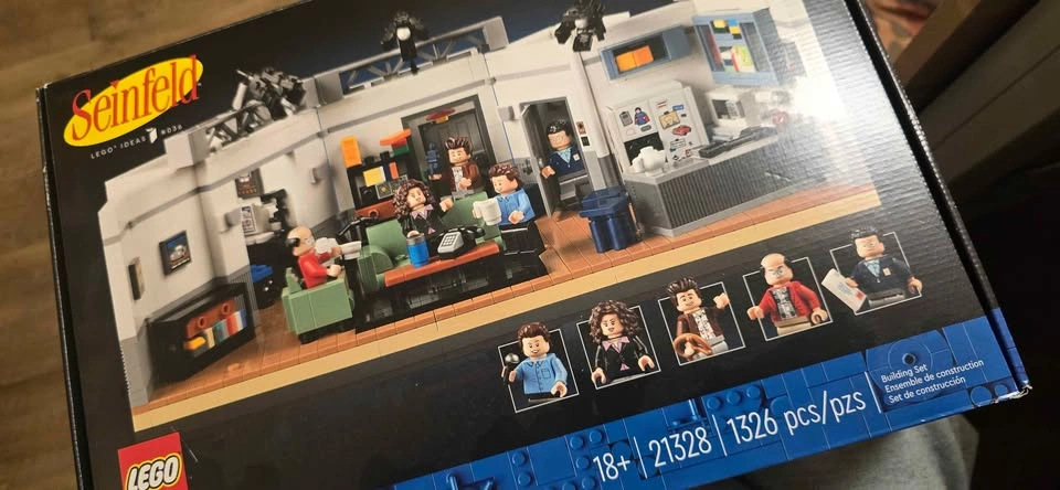 Seinfeld Lego Set - Open Box - photo 2