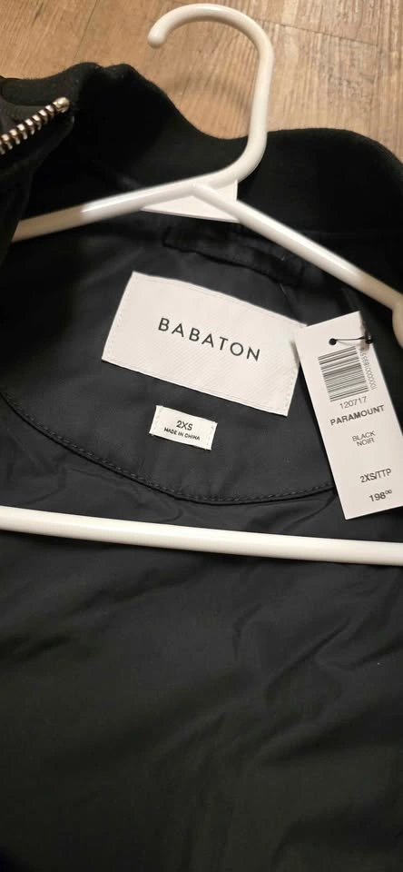 Aritzia Babaton Paramount Bomber (2XS) - photo 3