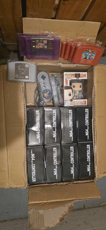 Mixed Vintage Video Games, Accessories, and Universal Game Cases - photo 4