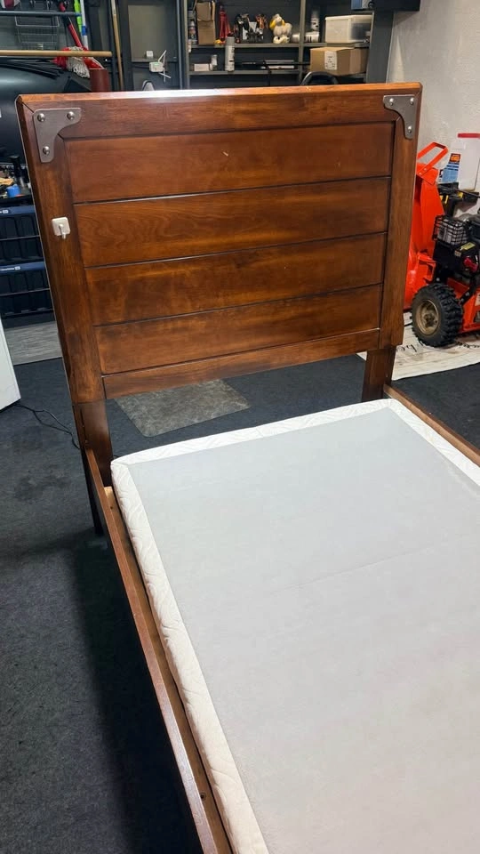 Twin Wooden Bed Frame with Adjustable Base - photo 4