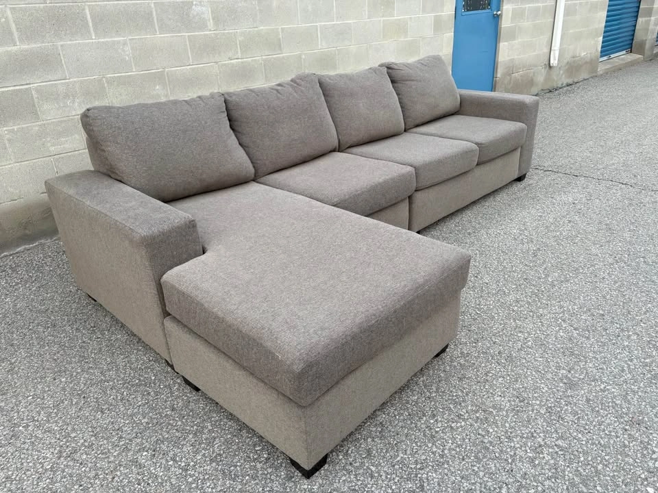 Large Grey Sectional Sofa with Reversible Chaise - Free Delivery - photo 3