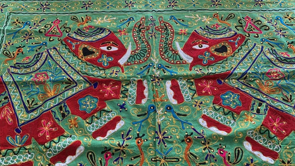 Vibrant Indian Elephant Tapestry Wall Hanging - photo 3