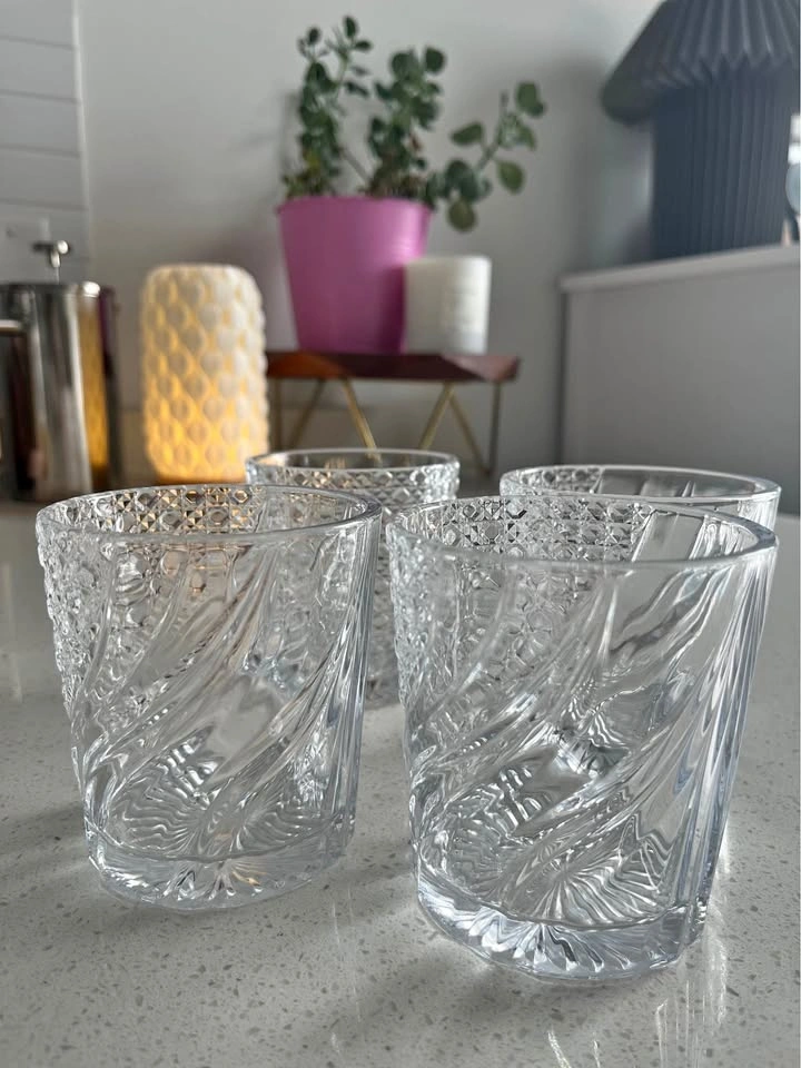 Set of 4 Designer Glass Cups – 9 oz (266 ml) NEW!
