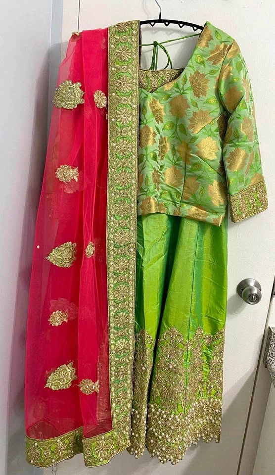 Indian Lehenga Set – Green & Gold with Pink Dupatta – Size M/L –
