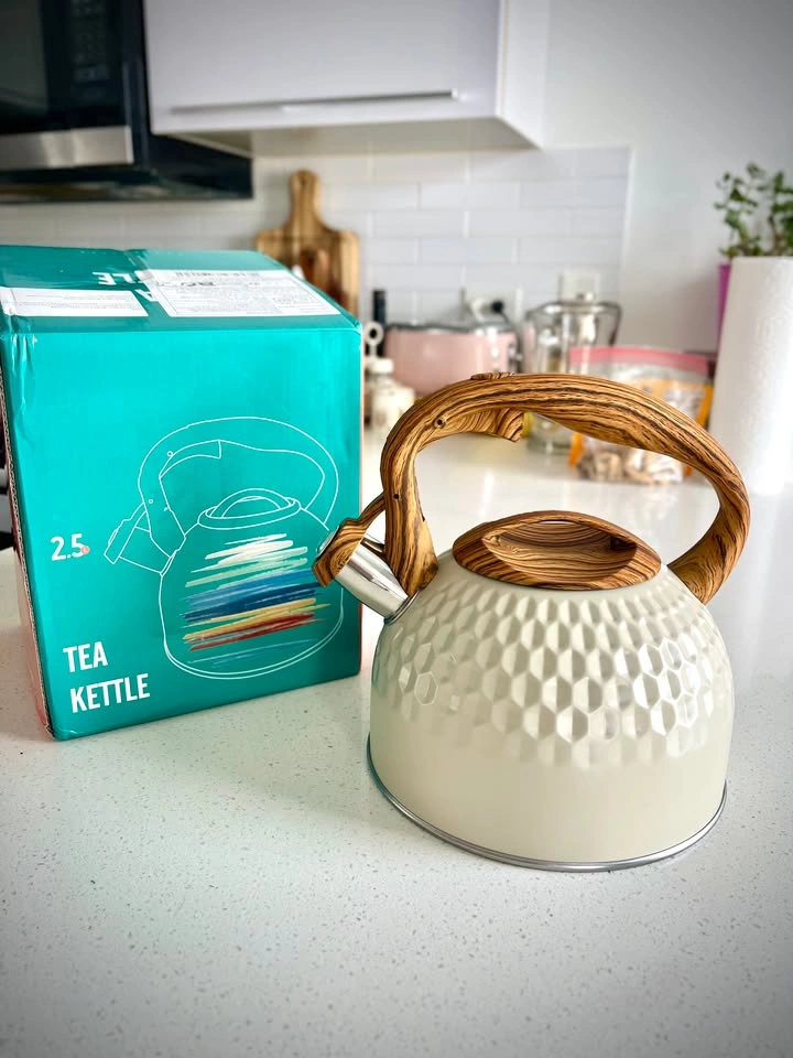 New Stovetop Whistling Kettle – Beige – 2.5 L - photo 4