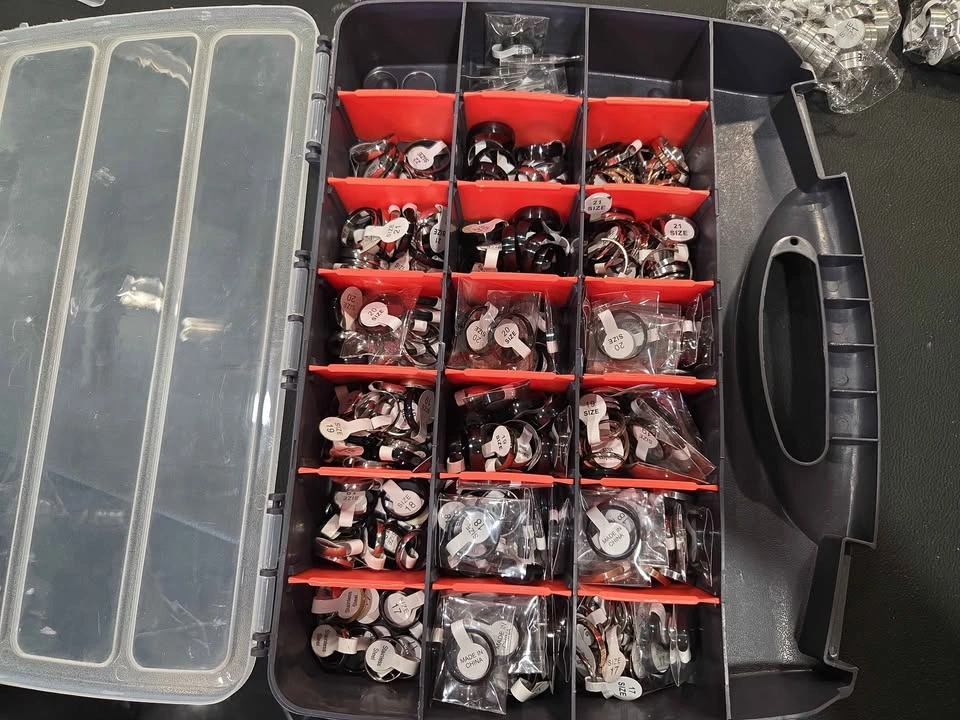 CLEARANCE Bulk Stainless Steel Jewelry Rings 500-600+ pcs – Sort - photo 2