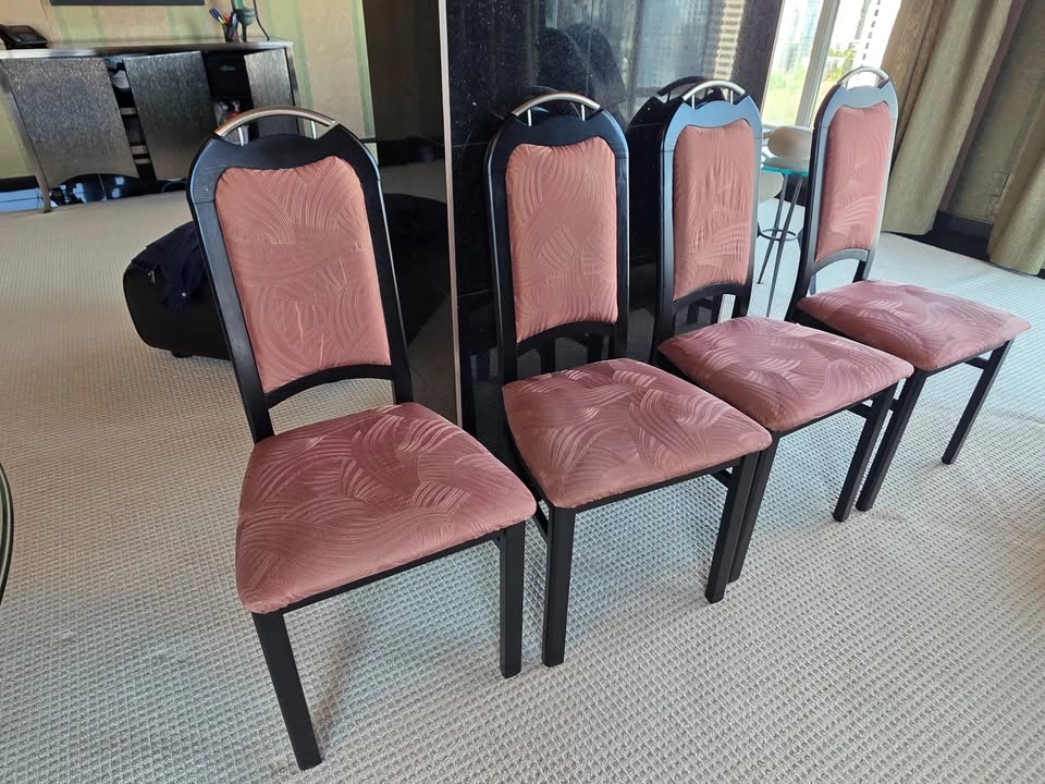 🔥 Modern Glass-Top Dining Set (4 Chairs) – Reupholstered | Prist - photo 5