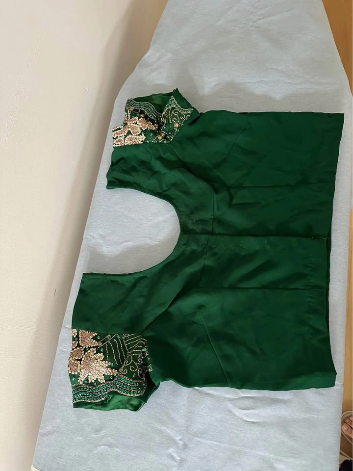 Ready-to-Wear Green Sari with Embroidered Blouse – Party/Wedding - photo 3