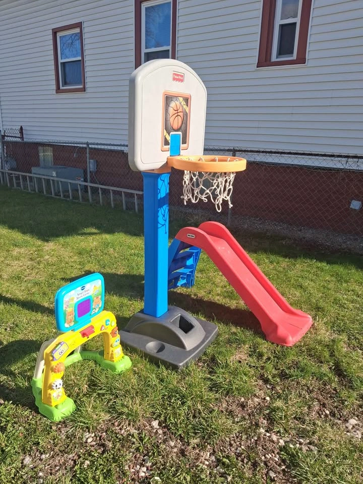 Kids Play Set with Slide, Basketball Hoop, Mini Soccer Goal - photo 2