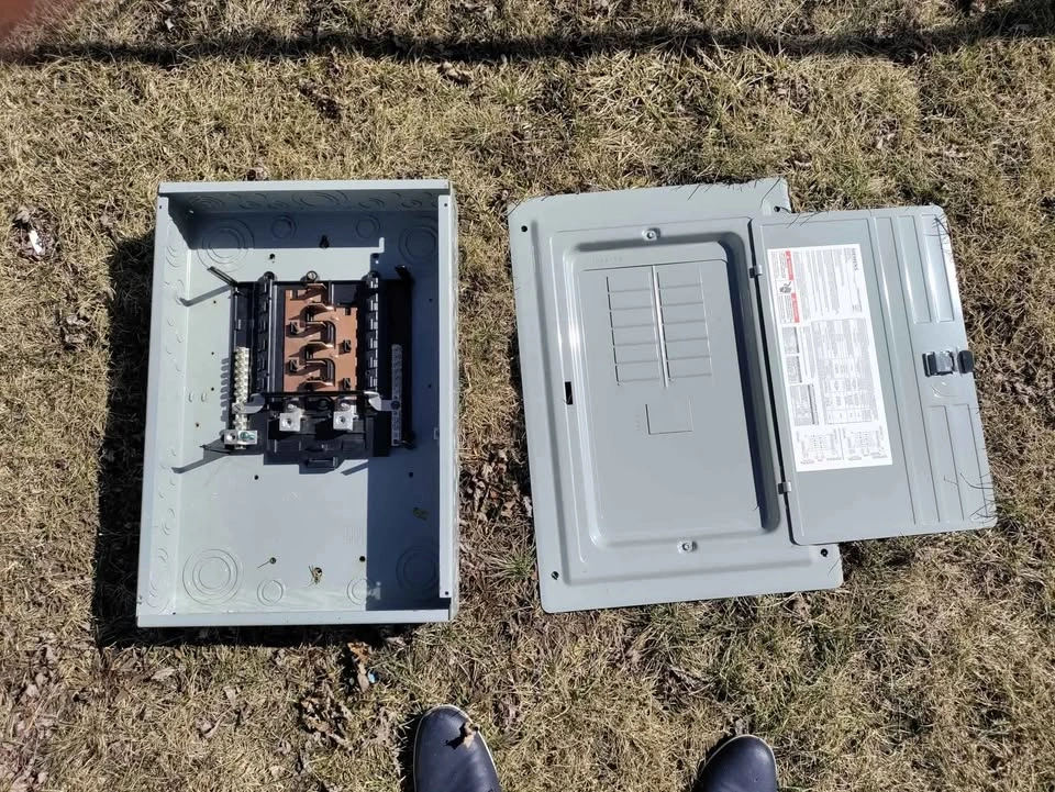 Load Centers, Subpanels - photo 5