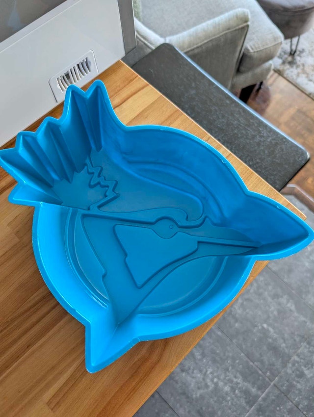 Vintage Toronto Blue Jays Hard Plastic Jello Mold - photo 2
