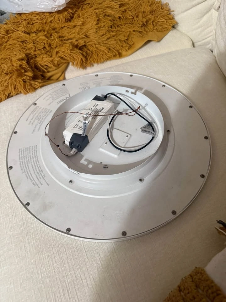 LED Ceiling Light - White & Color Bluetooth - photo 2