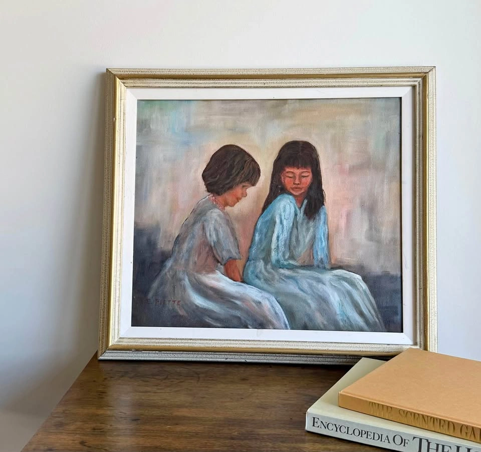 Vintage Framed Portrait Art – Soft Pastel Painting in Gold Frame