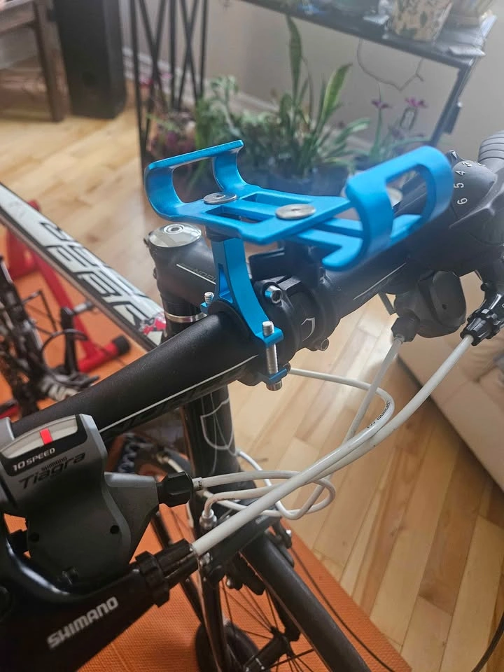 Aluminum phone holder - photo 4