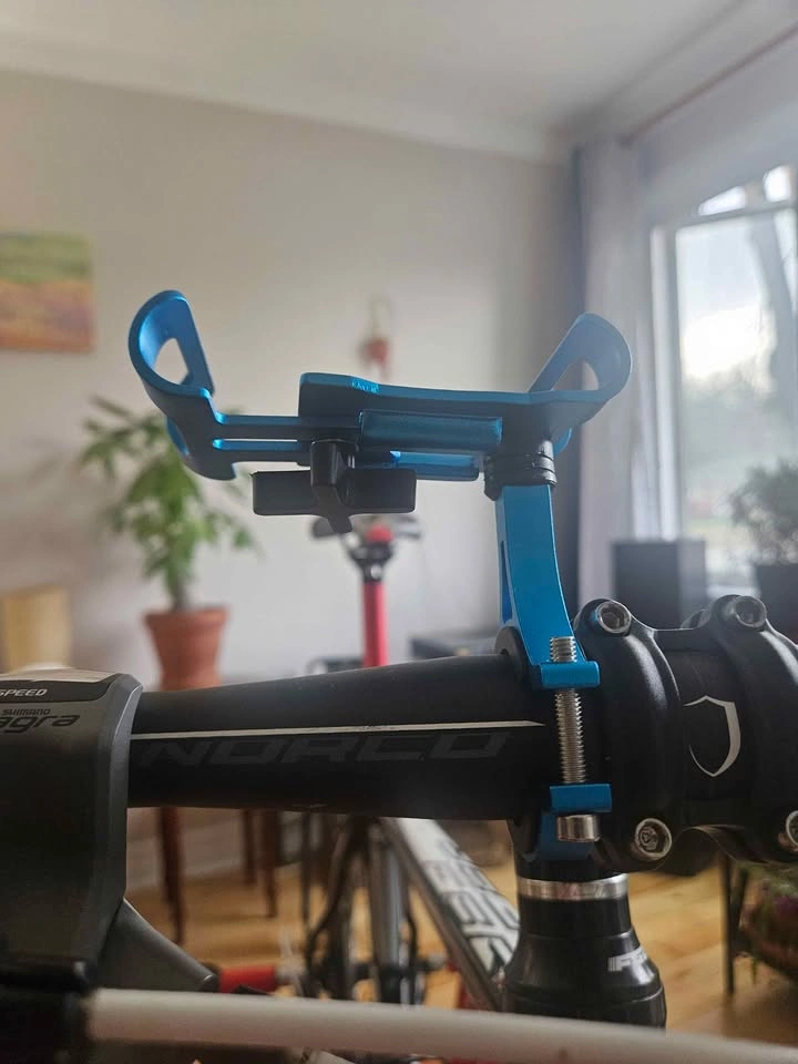 Aluminum phone holder - photo 5