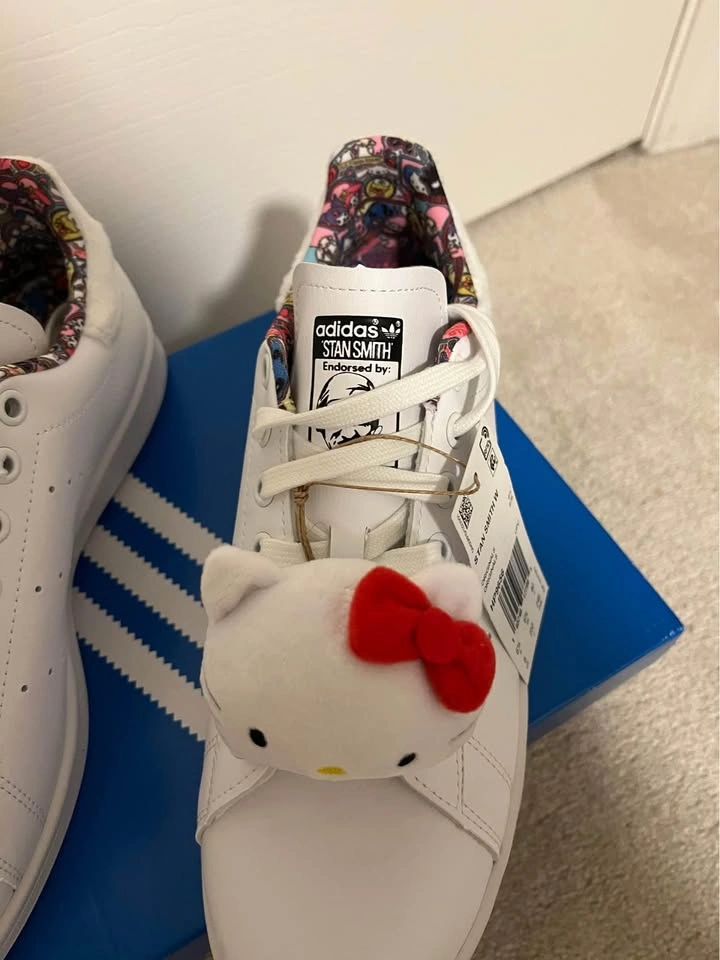 Adidas Stan Smith X Hello Kitty Sneakers - photo 3