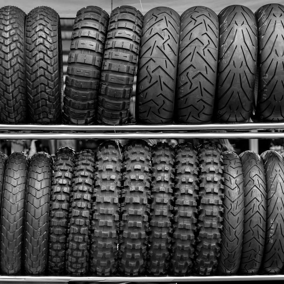 Motorcycle tire change