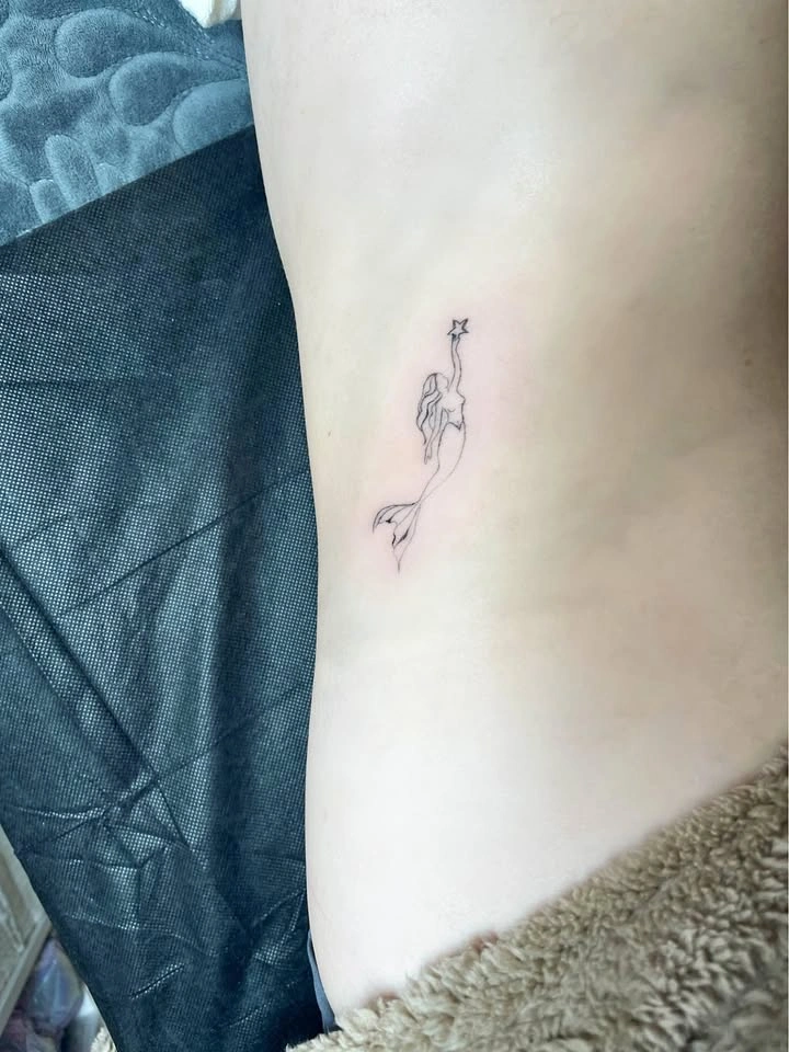 Fineline Tattoo Model
