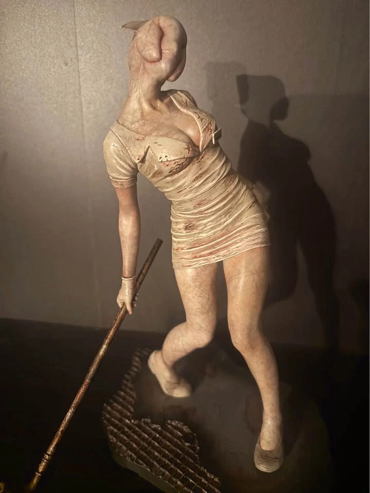 Silent Hill 2 Bubble Head Nurse Statue - Gecco - photo 3