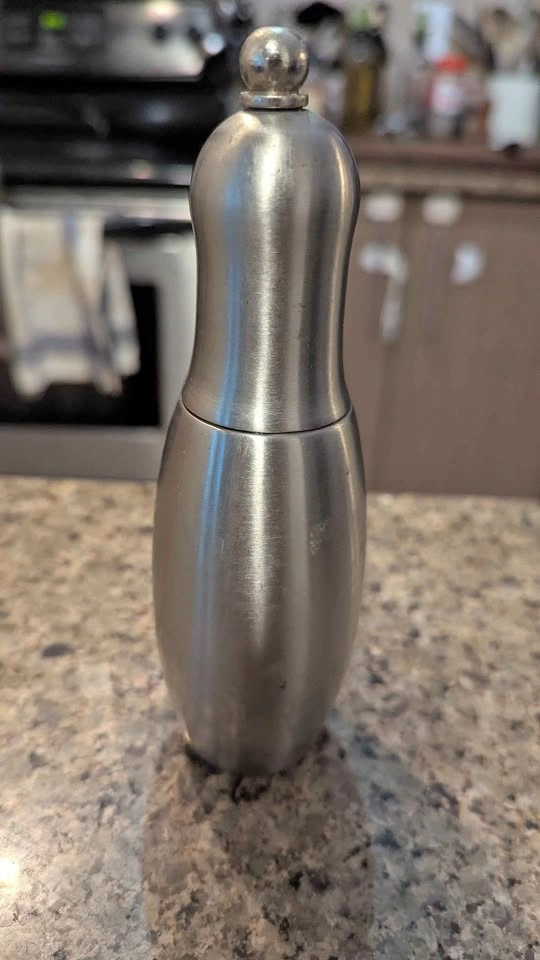 Stainless steel Pepper Mill
