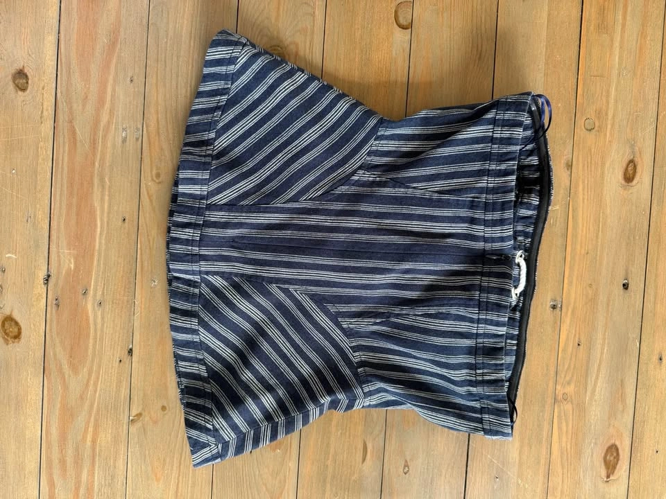 Intermix Strapless Navy Striped Corset Top – Size 4 - photo 2