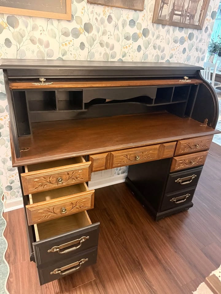Refinished Vintage Roll Top Desk - photo 2