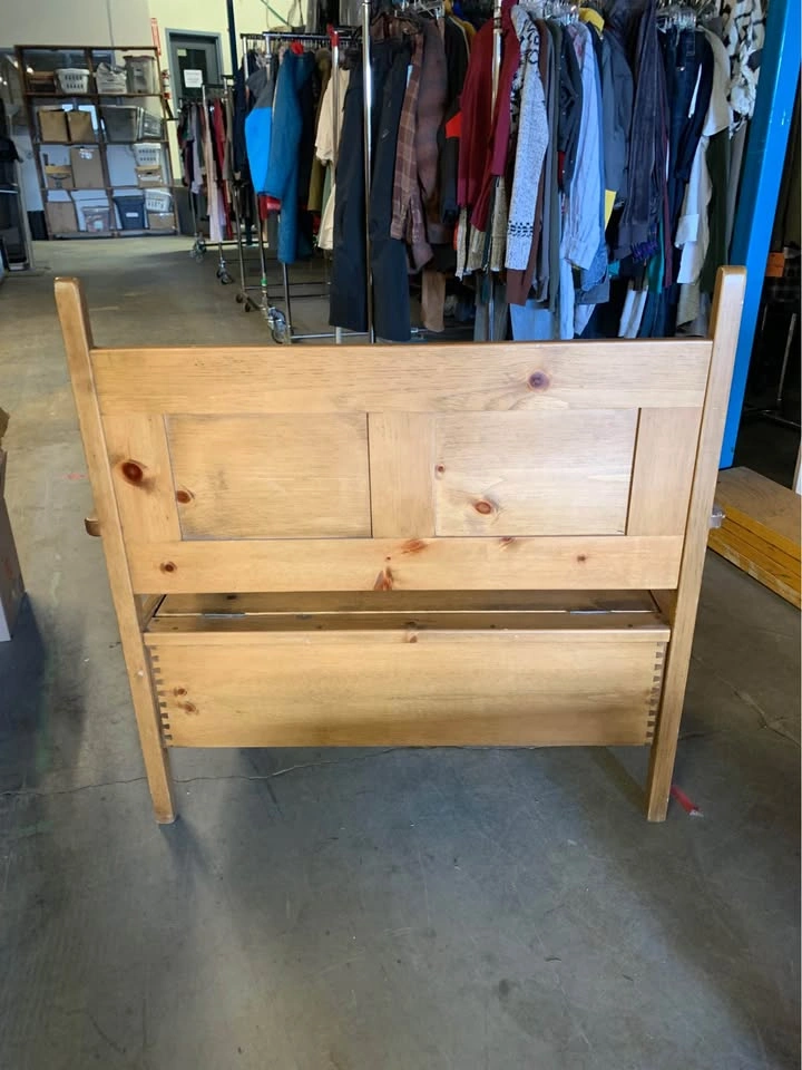Wooden Storage Bench - photo 3