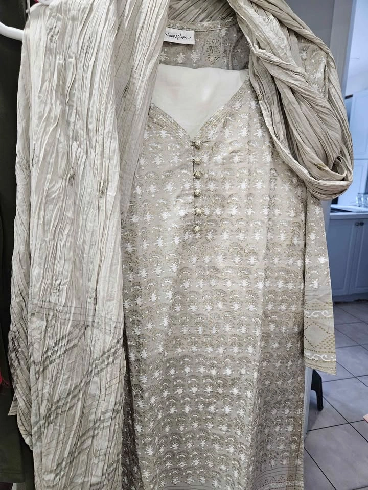 3 Piece Formal Suits with Zardozi & Embroidery - Brampton - photo 2