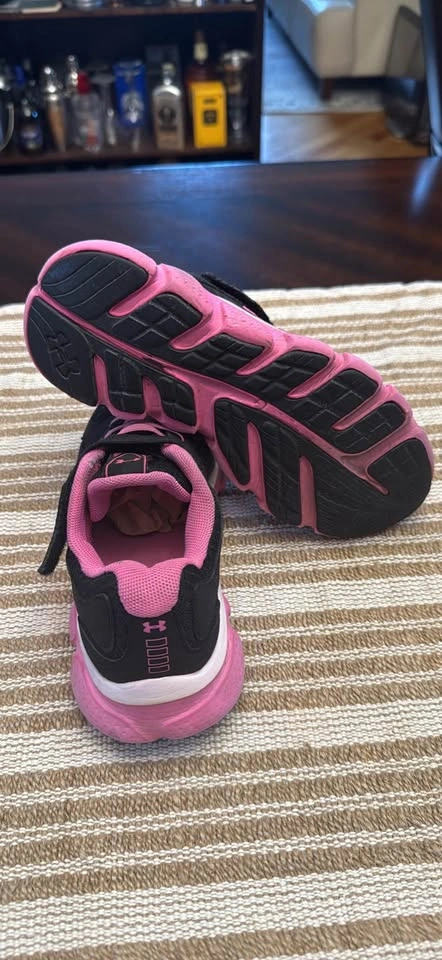 Under Armour Kids' Assert Running Shoes - Size 2.5 Youth - photo 3