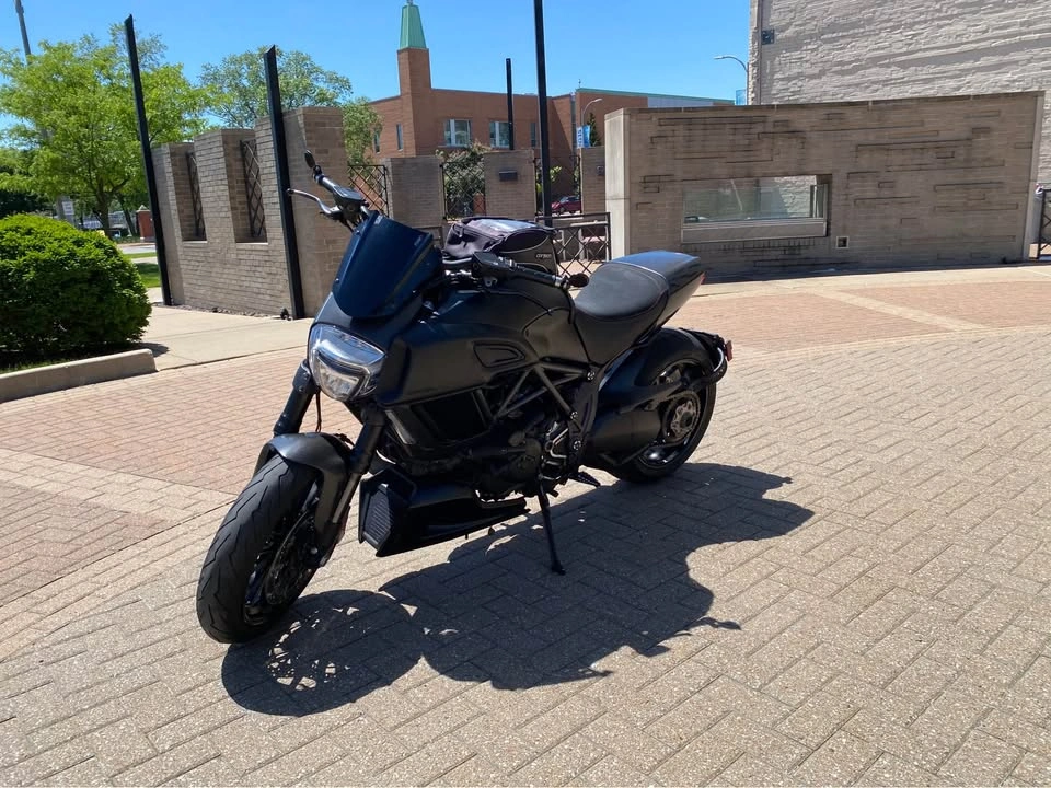 2015 Ducati Diavel - photo 3