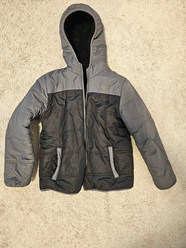 Eddie Bauer reversible Jacket 10/12 kids