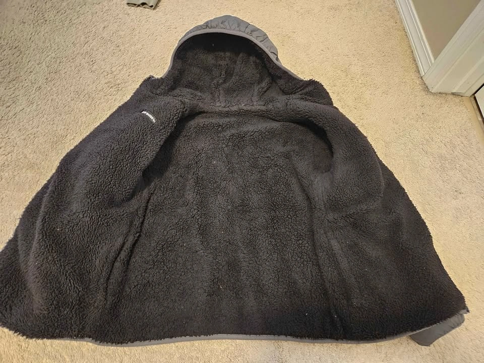 Eddie Bauer reversible Jacket 10/12 kids - photo 2