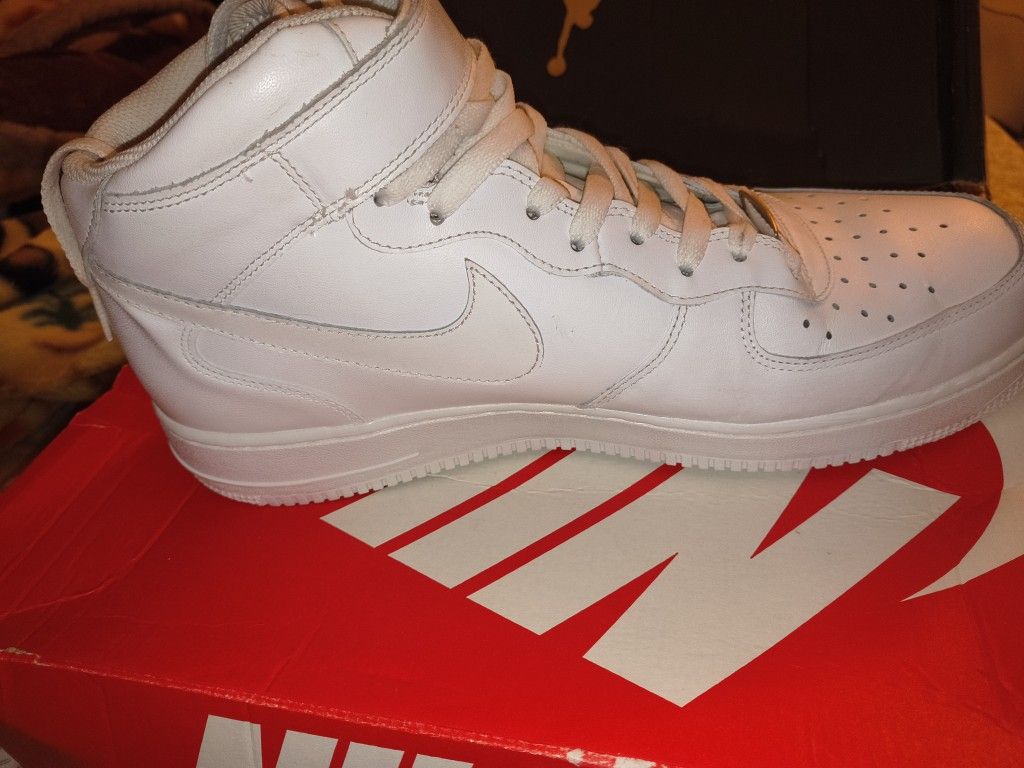 Nike Air Force 1 white on white size 13 - photo 5