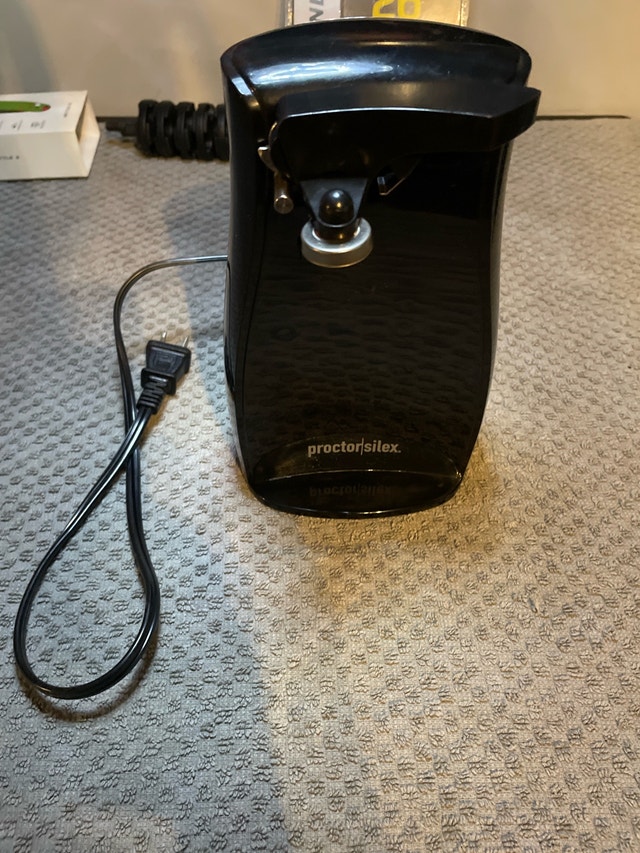 Proctor Silex Can Opener