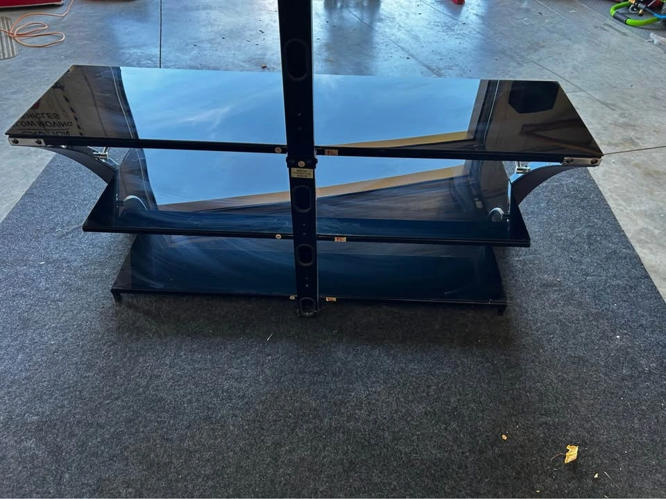 TV Stand - photo 4