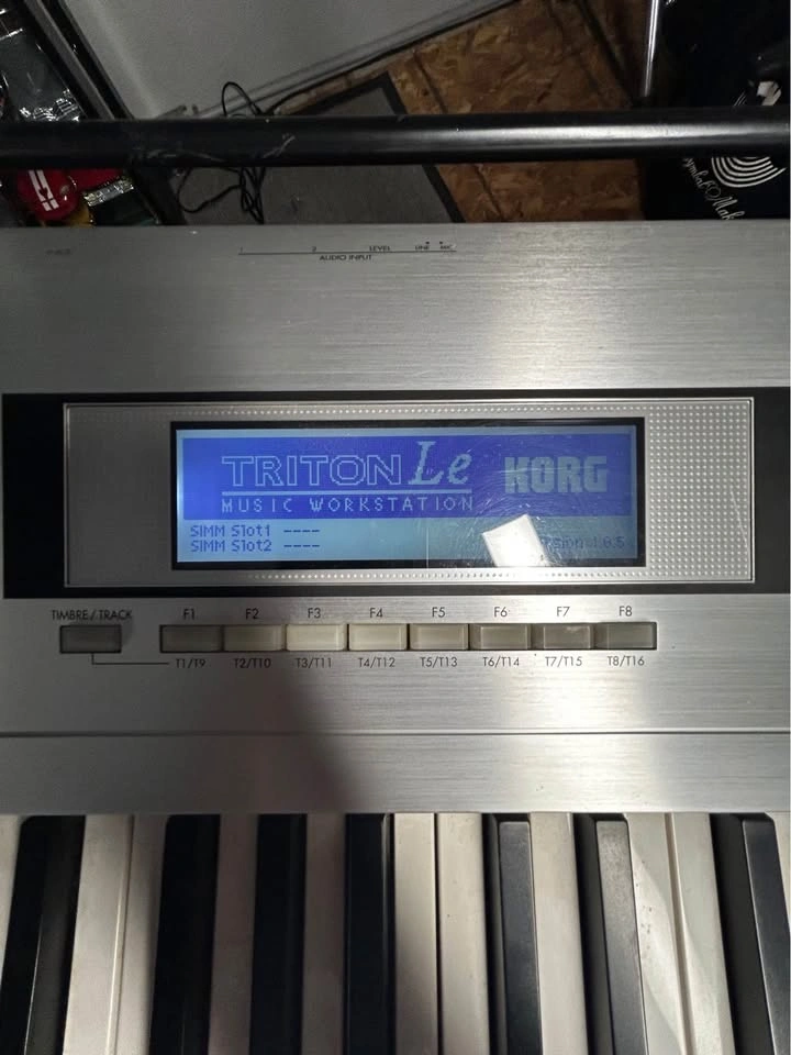 Korg Triton LE Work Station Keyboard + Travel Case - photo 5