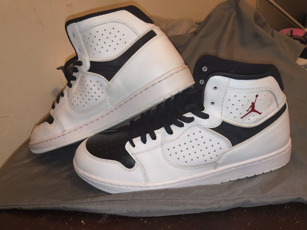 White Black University Red Jordan Size 14 - photo 2