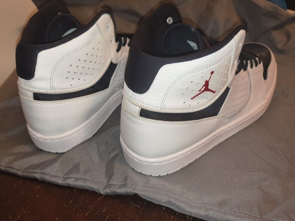White Black University Red Jordan Size 14 - photo 4