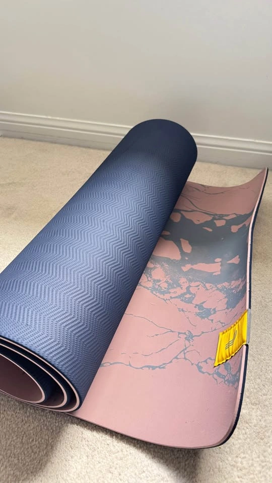 Non Slip TPE Rubber Yoga Mat (pink and blue) - photo 2