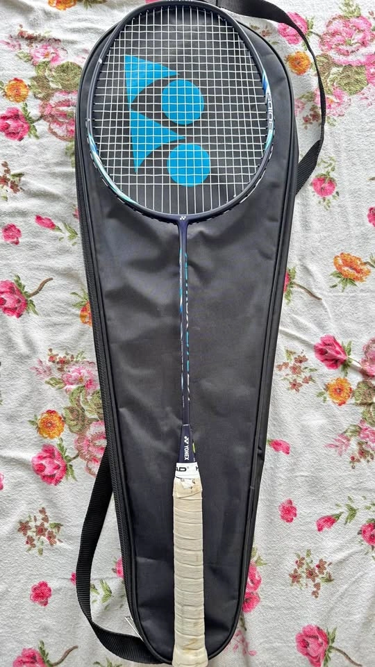 YONEX Astrox Lite 27i Badminton Racquet (G4, 77g, Blue)